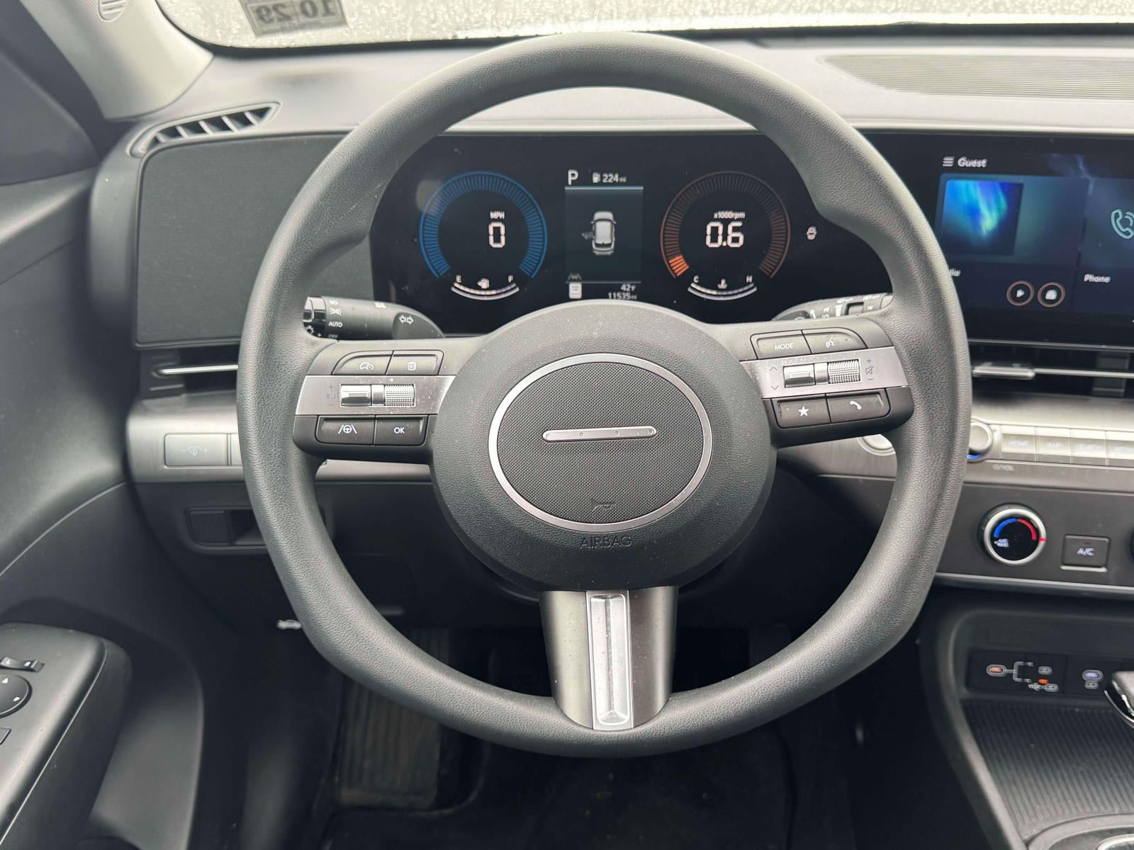 2025 Hyundai Kona SE FWD