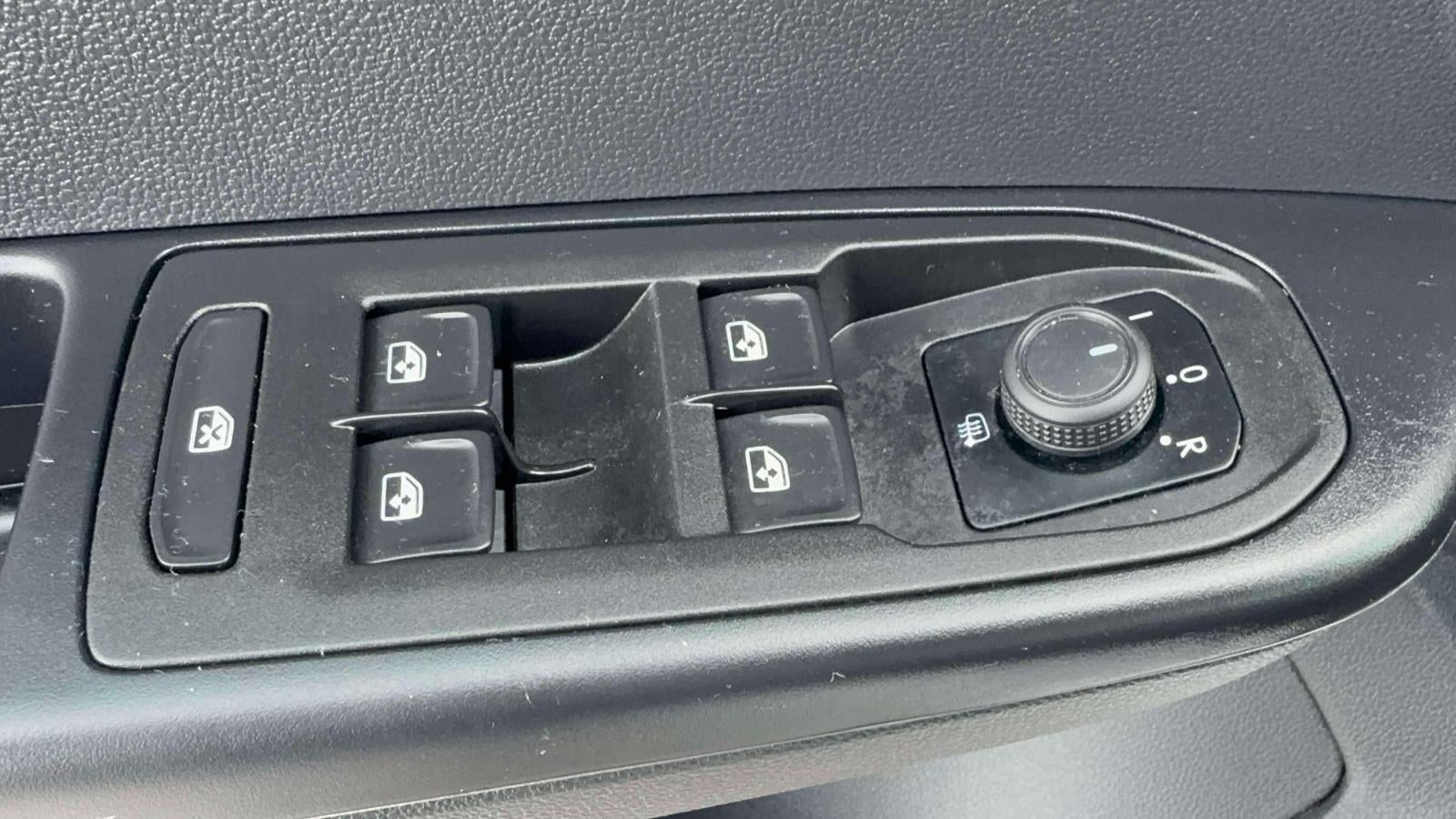 2023 Volkswagen Taos 1.5T SEL