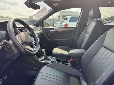 2023 Volkswagen Tiguan 2.0T SE R-Line Black