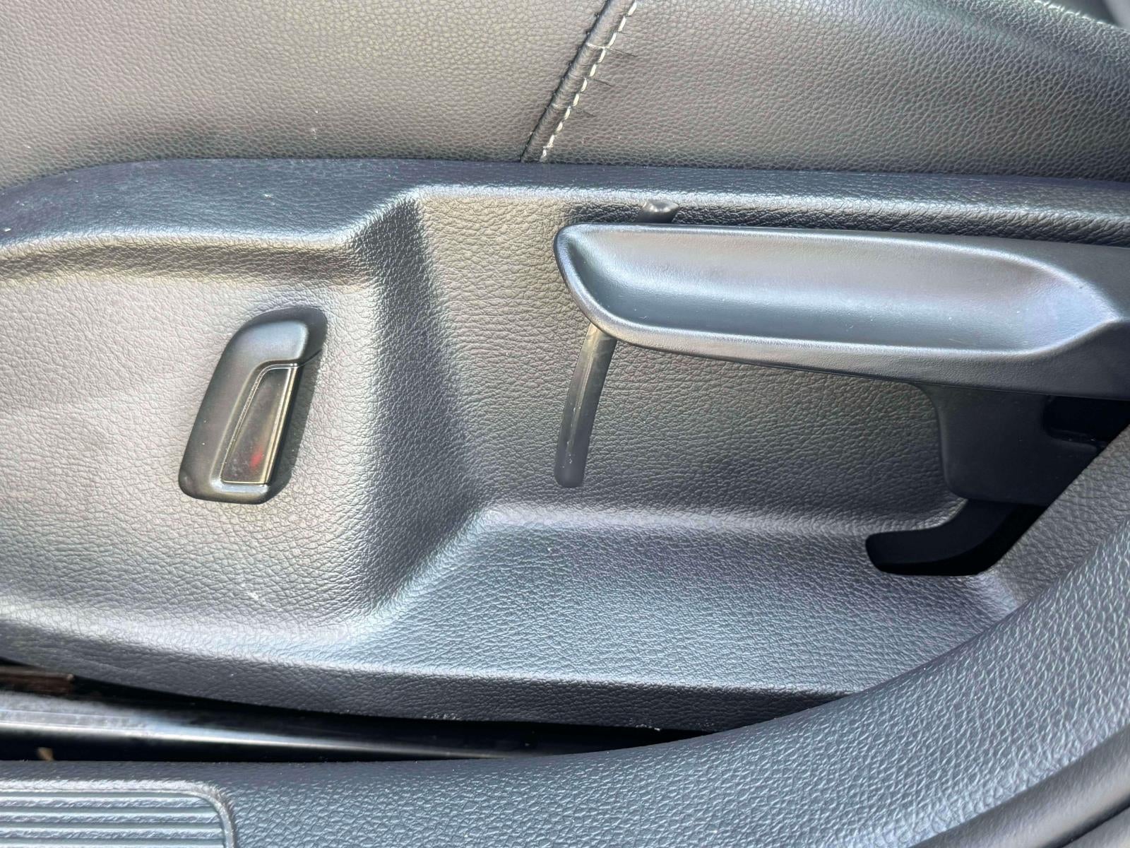 2015 Volkswagen Golf TSI SE 4-Door