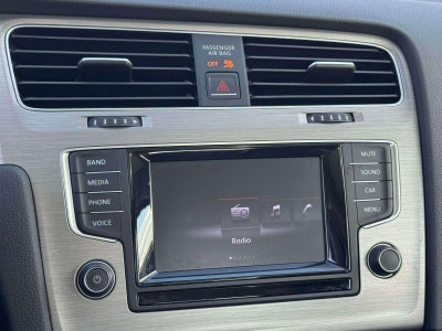 2015 Volkswagen Golf TSI SE 4-Door