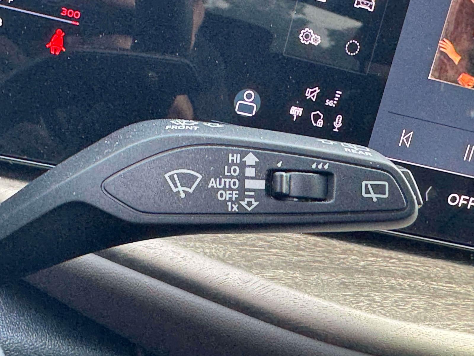 2025 Audi Q5 Premium