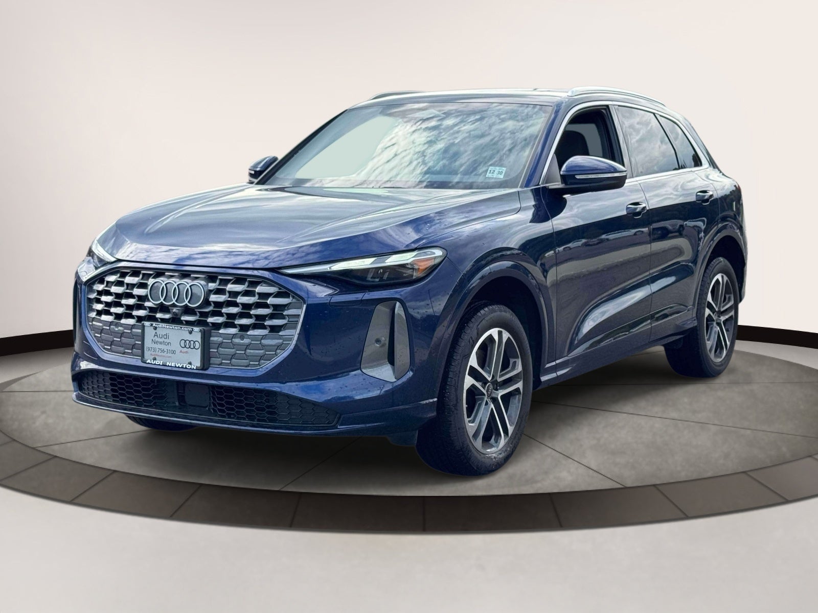 2025 Audi Q5 Premium