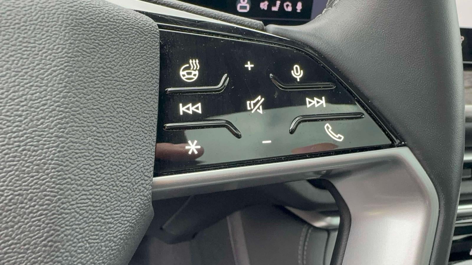 2025 Audi Q5 Premium