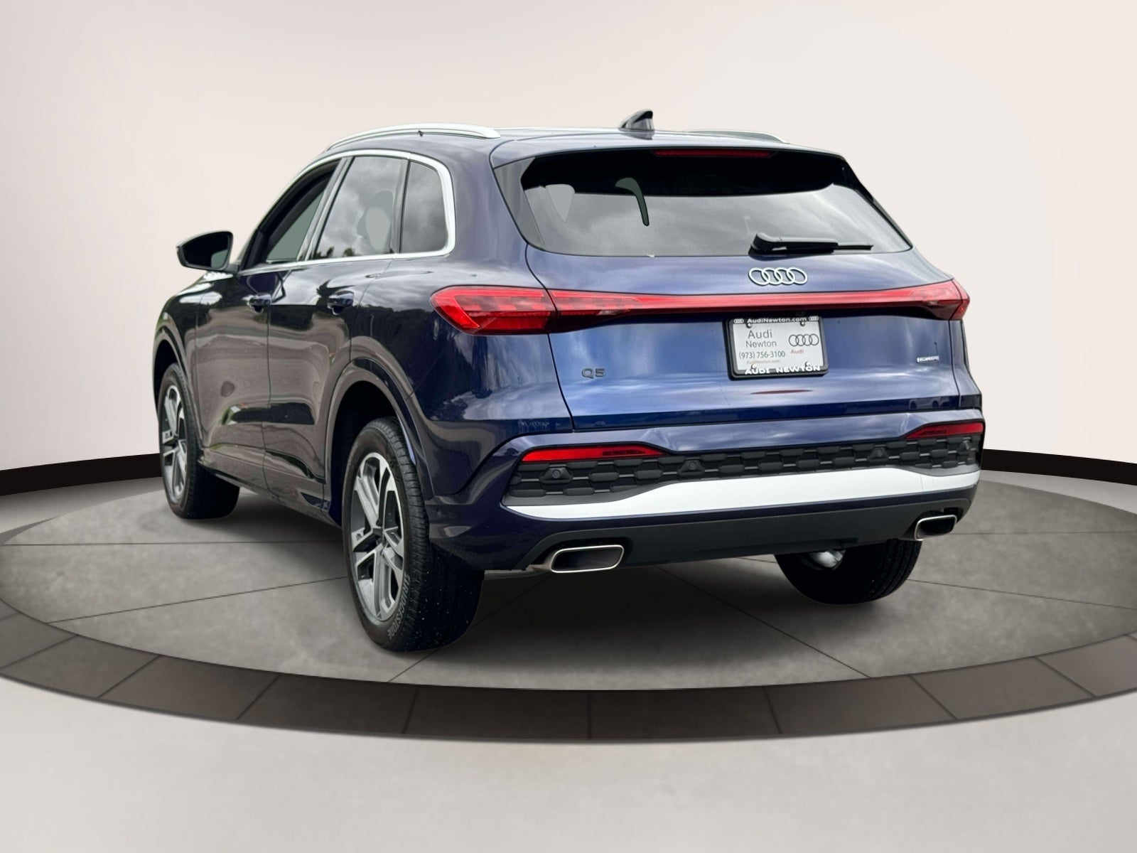 2025 Audi Q5 Premium