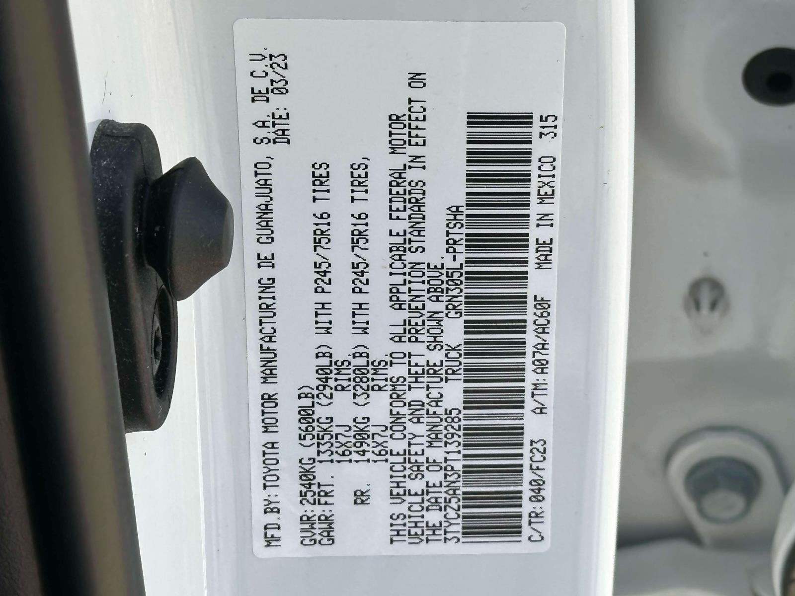 2023 Toyota Tacoma 4WD SR5 Double Cab 5' Bed V6 AT (Natl)