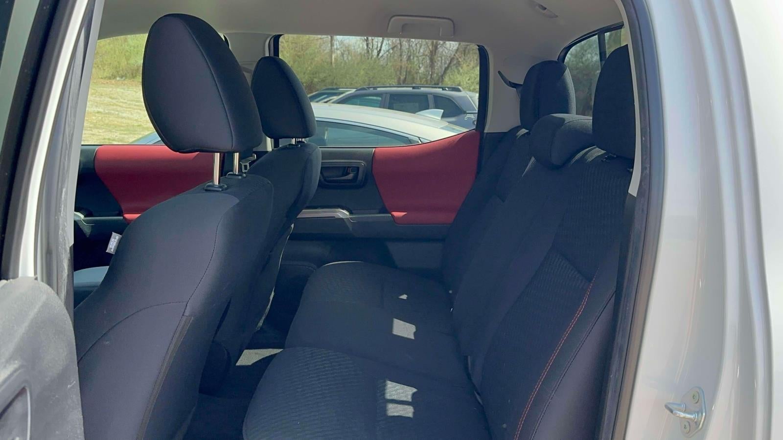 2023 Toyota Tacoma 4WD SR5 Double Cab 5' Bed V6 AT (Natl)