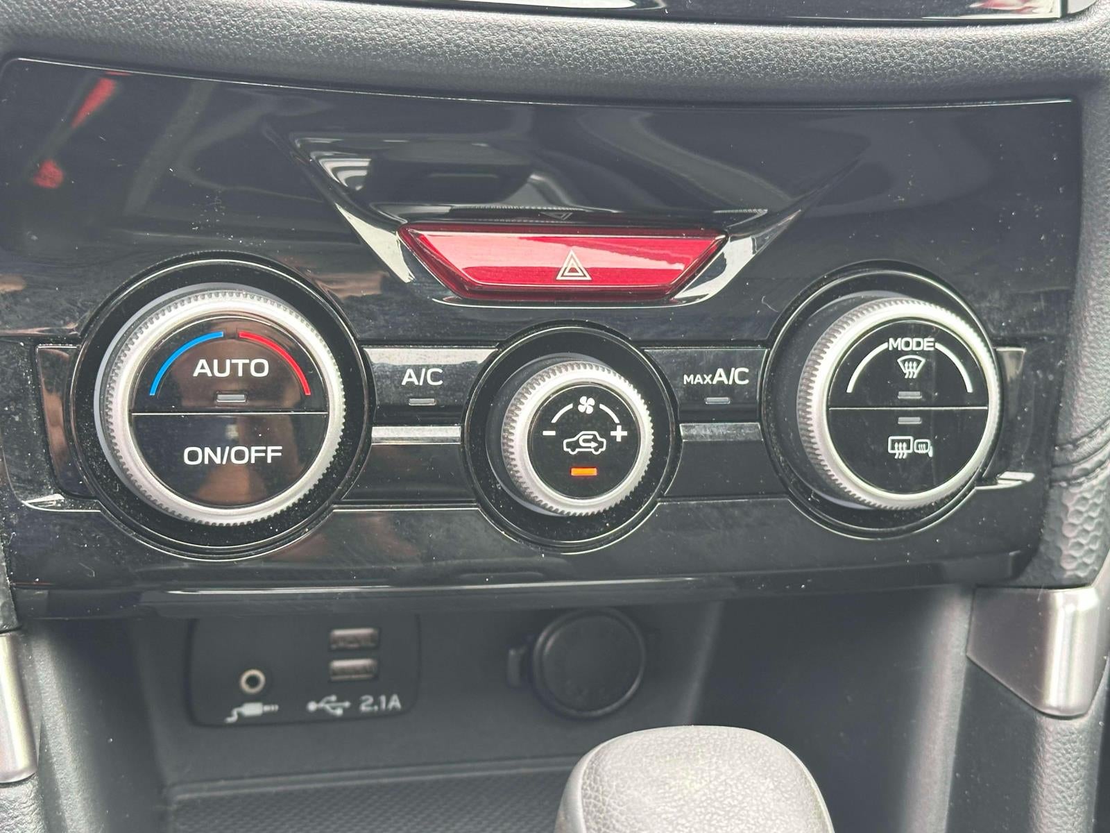2022 Subaru Forester Premium CVT
