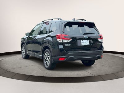 2022 Subaru Forester Premium CVT