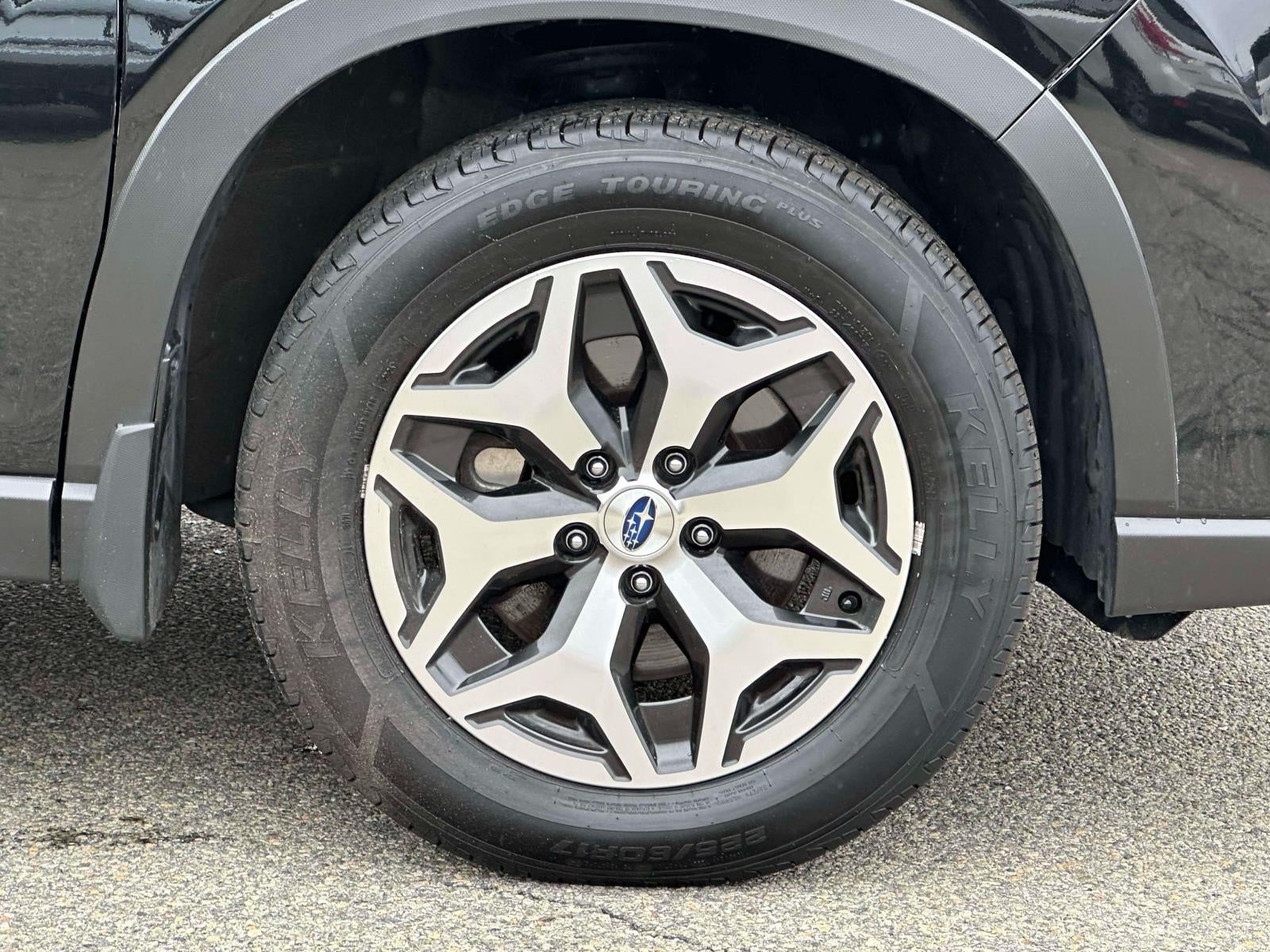 2022 Subaru Forester Premium CVT