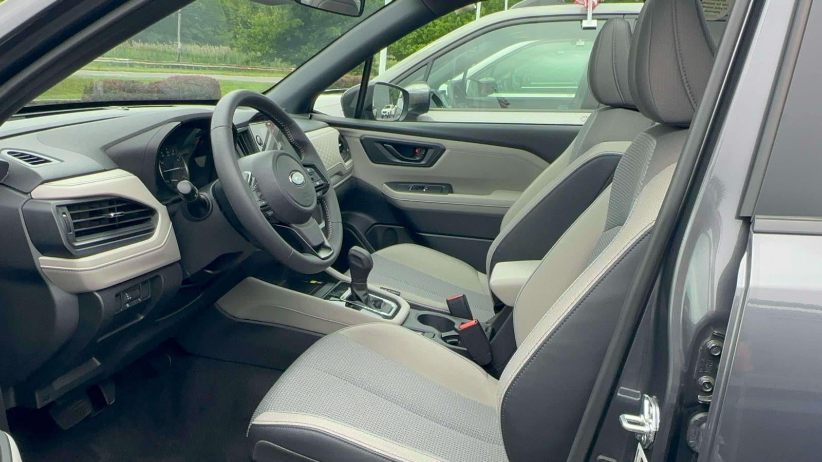 2025 Subaru Forester Premium AWD