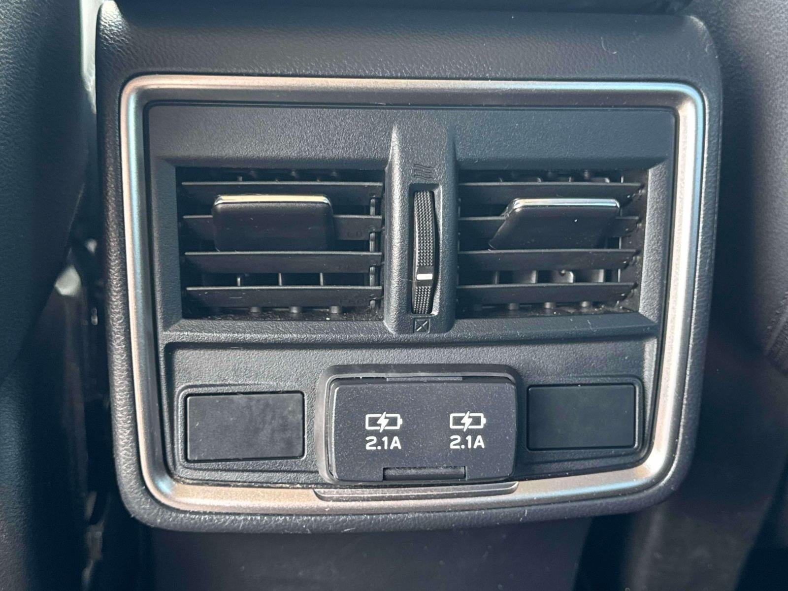2023 Subaru Forester Premium CVT