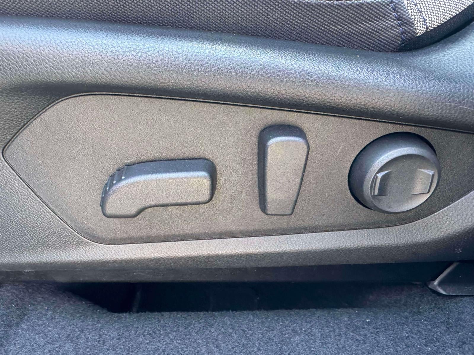 2025 Subaru Forester Premium AWD