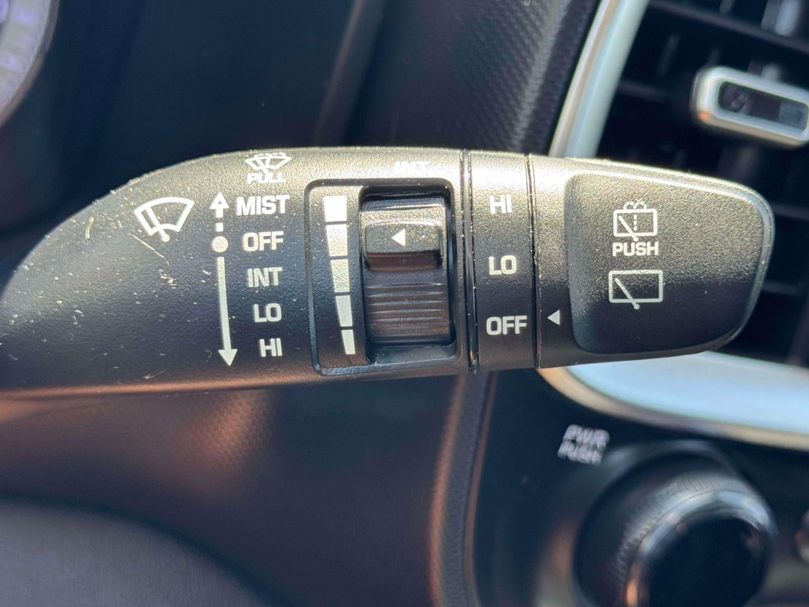 2021 Hyundai Venue SEL IVT