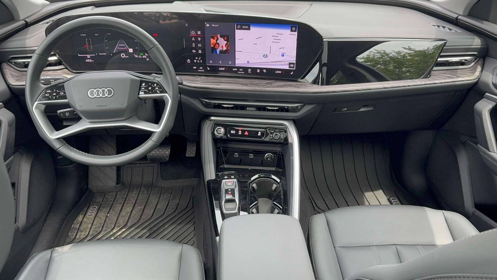 2025 Audi Q5 Premium 2.0 TFSI quattro