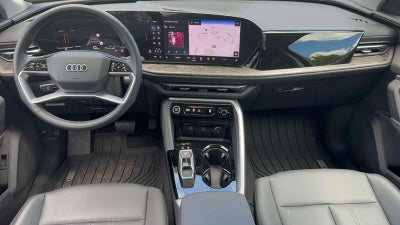 2025 Audi Q5 Premium 2.0 TFSI quattro