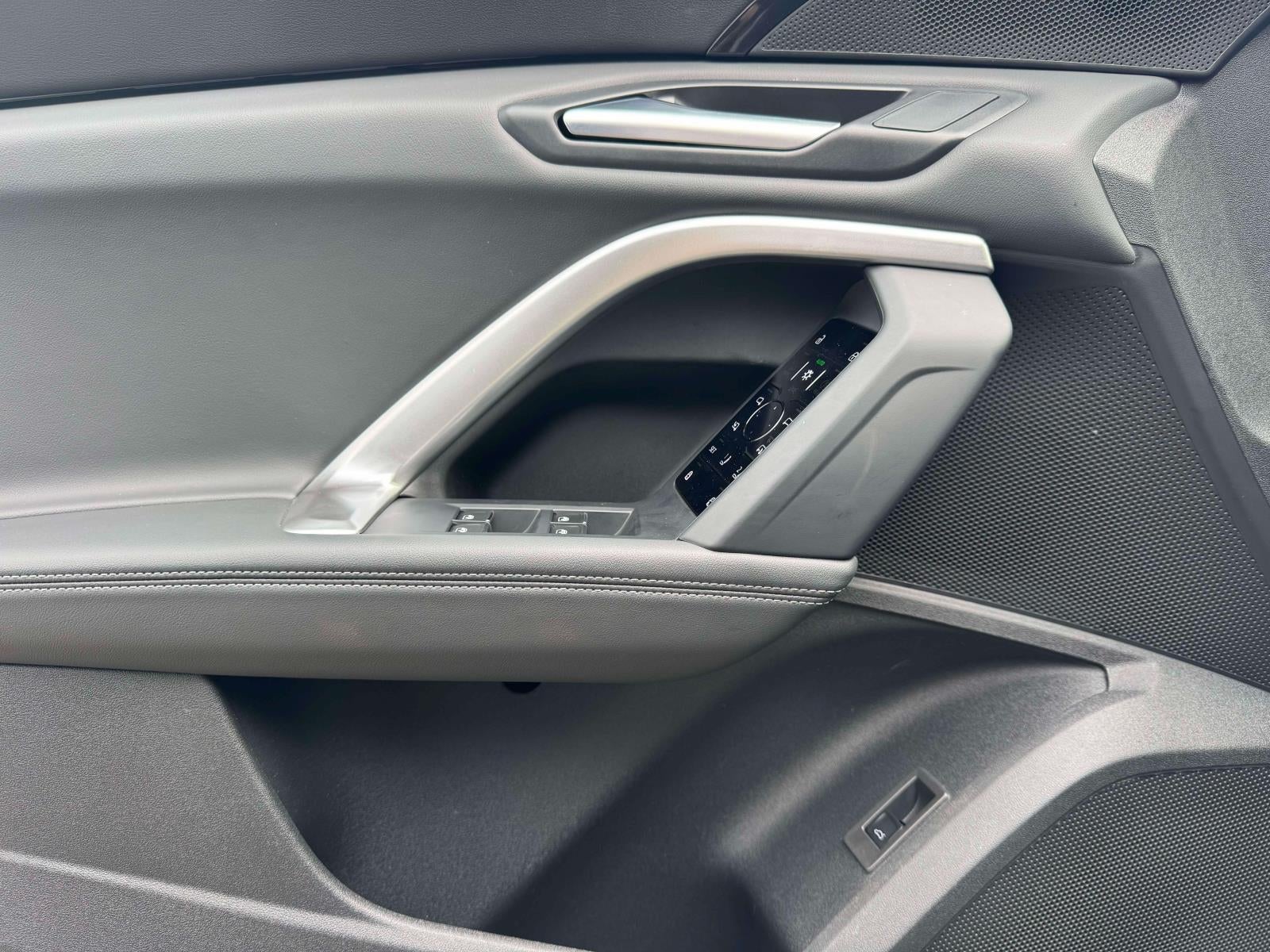 2025 Audi Q5 Premium 2.0 TFSI quattro