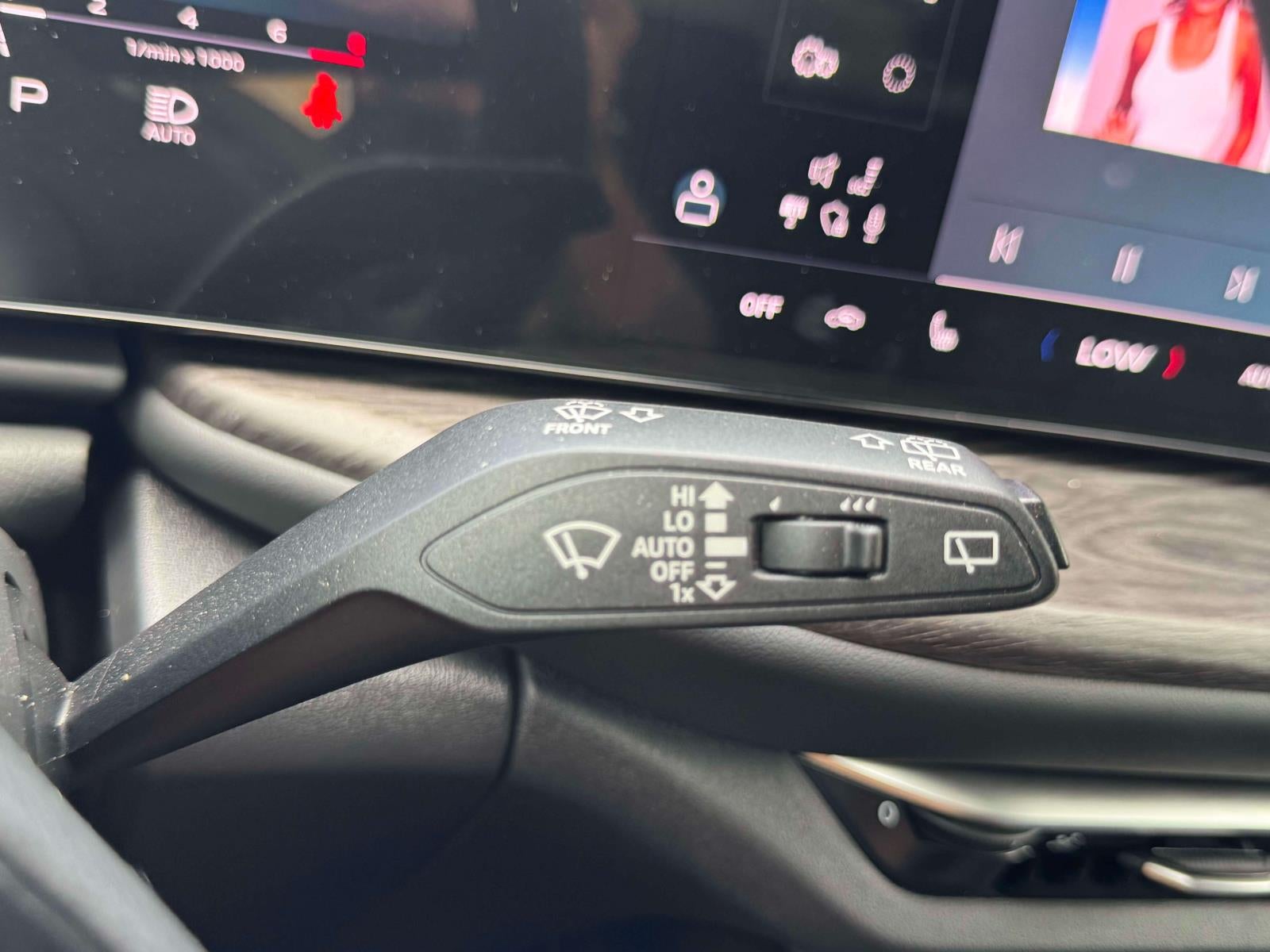2025 Audi Q5 Premium 2.0 TFSI quattro