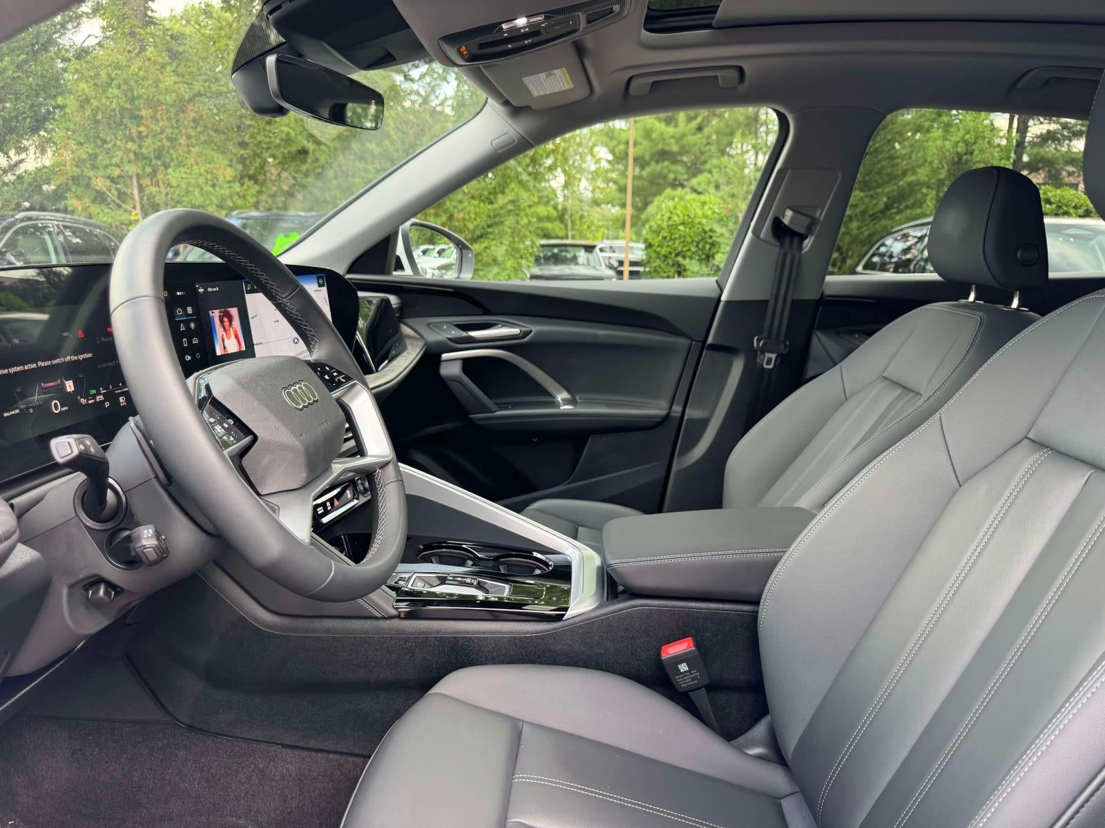 2025 Audi Q5 Premium 2.0 TFSI quattro
