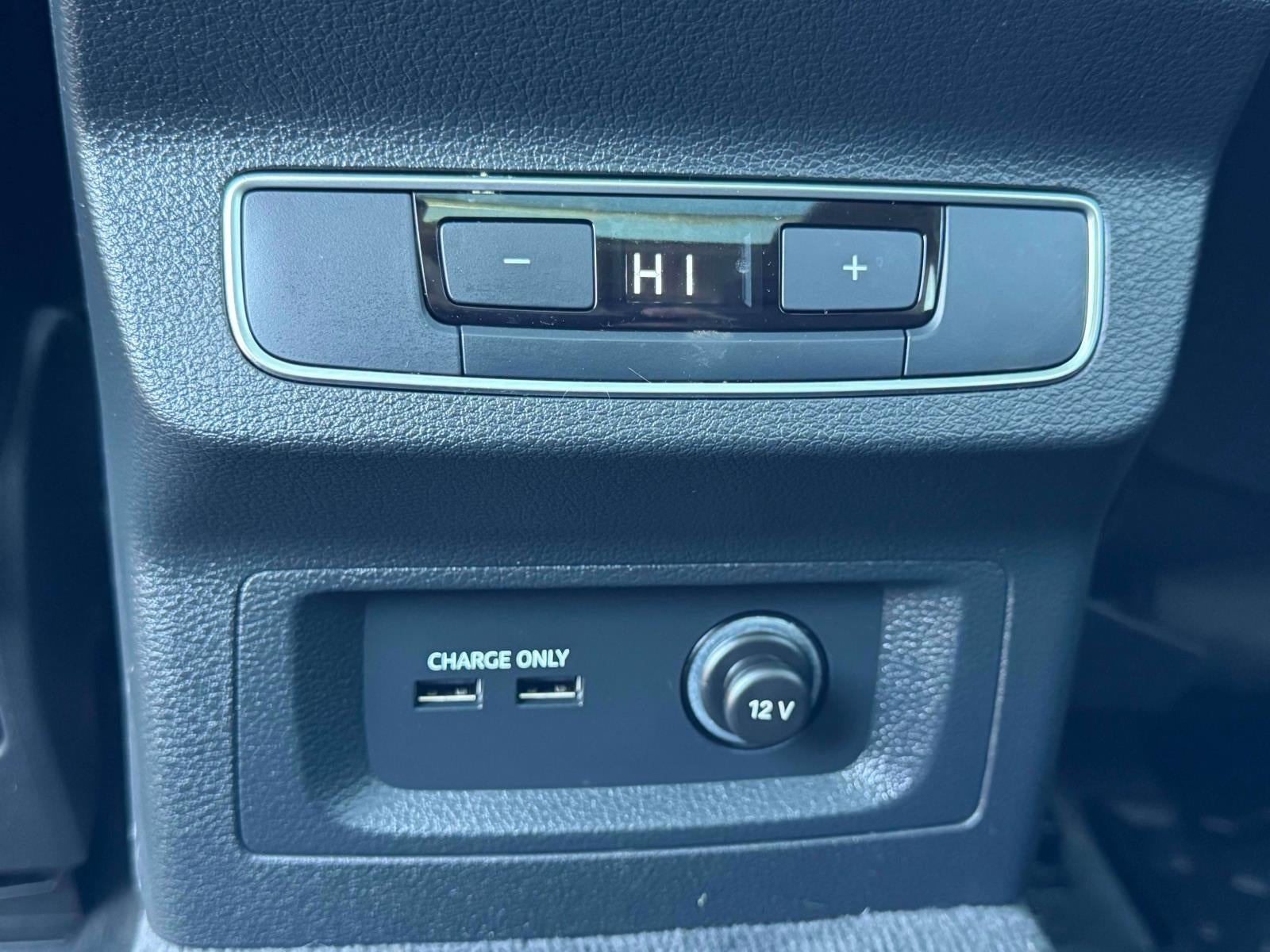 2023 Audi Q5 Premium 40 TFSI quattro