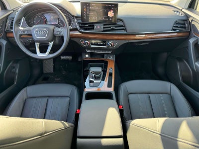 2022 Audi Q5 Premium 40 TFSI quattro