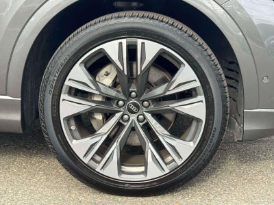 2025 Audi Q8 Premium Plus 55 TFSI quattro