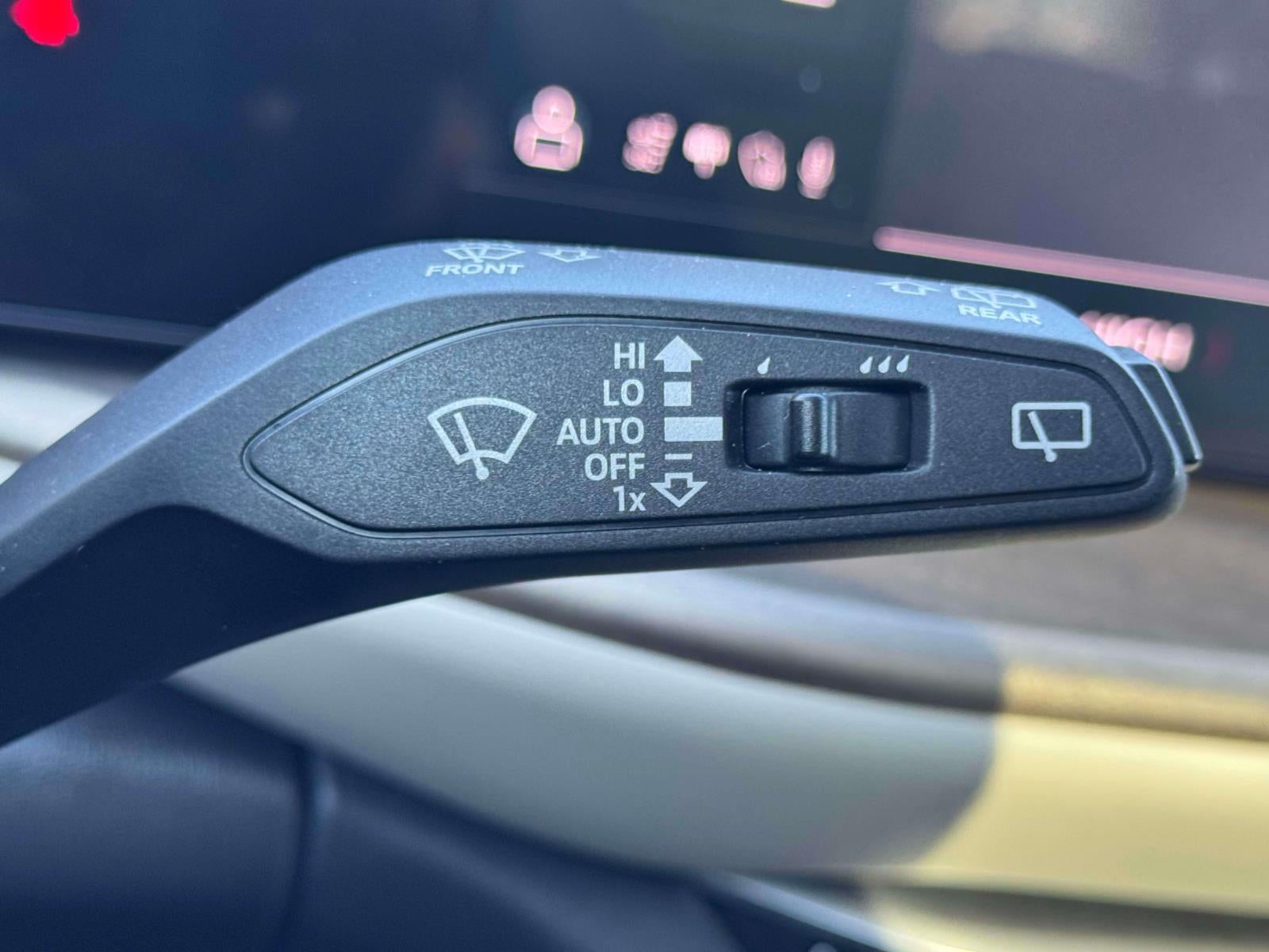 2025 Audi Q5 Sportback Premium 2.0 TFSI quattro