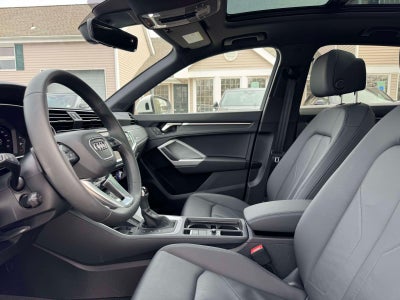 2025 Audi Q3 S line Premium 45 TFSI quattro