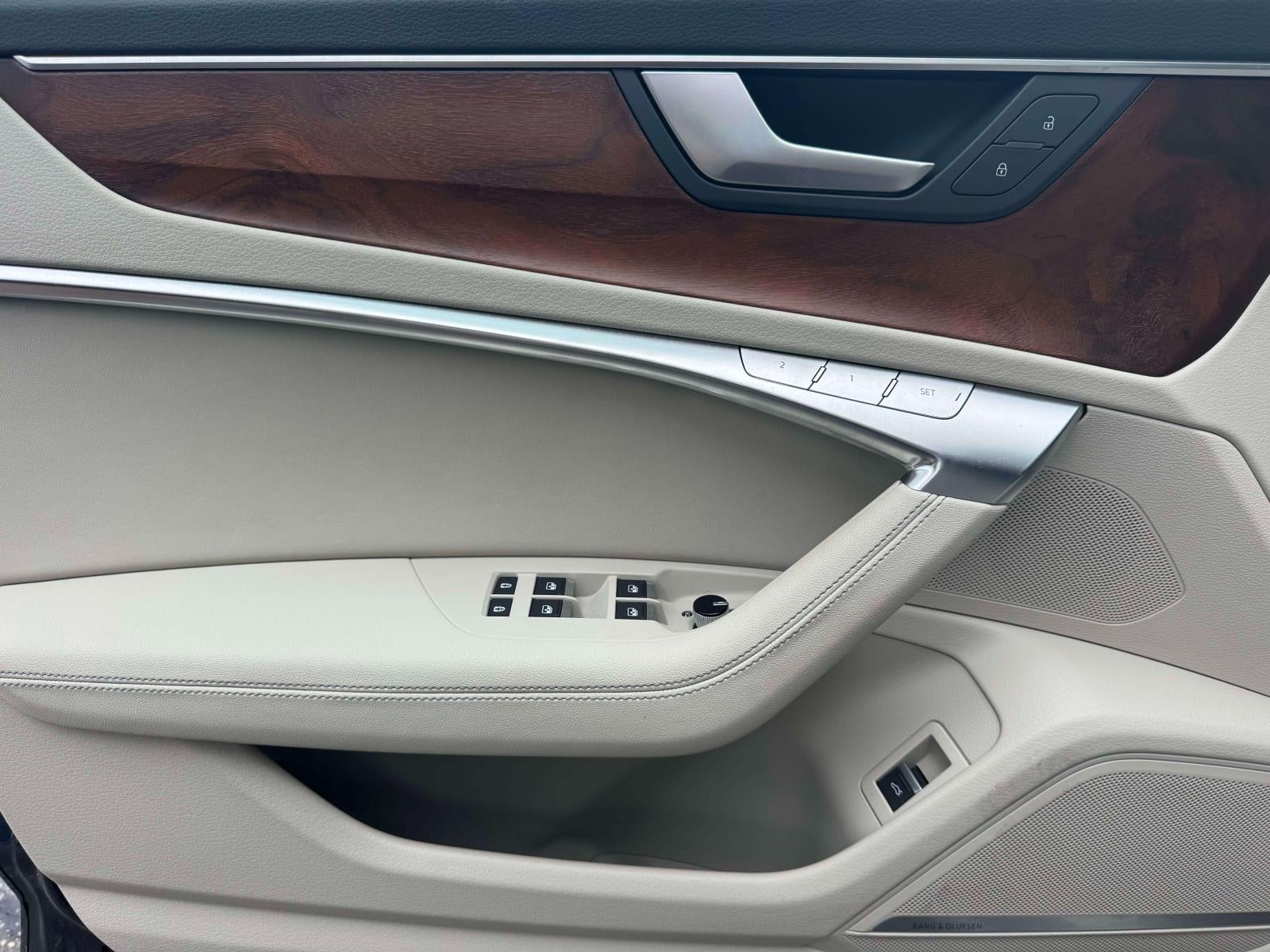 2023 Audi A6 Sedan Premium Plus 45 TFSI quattro