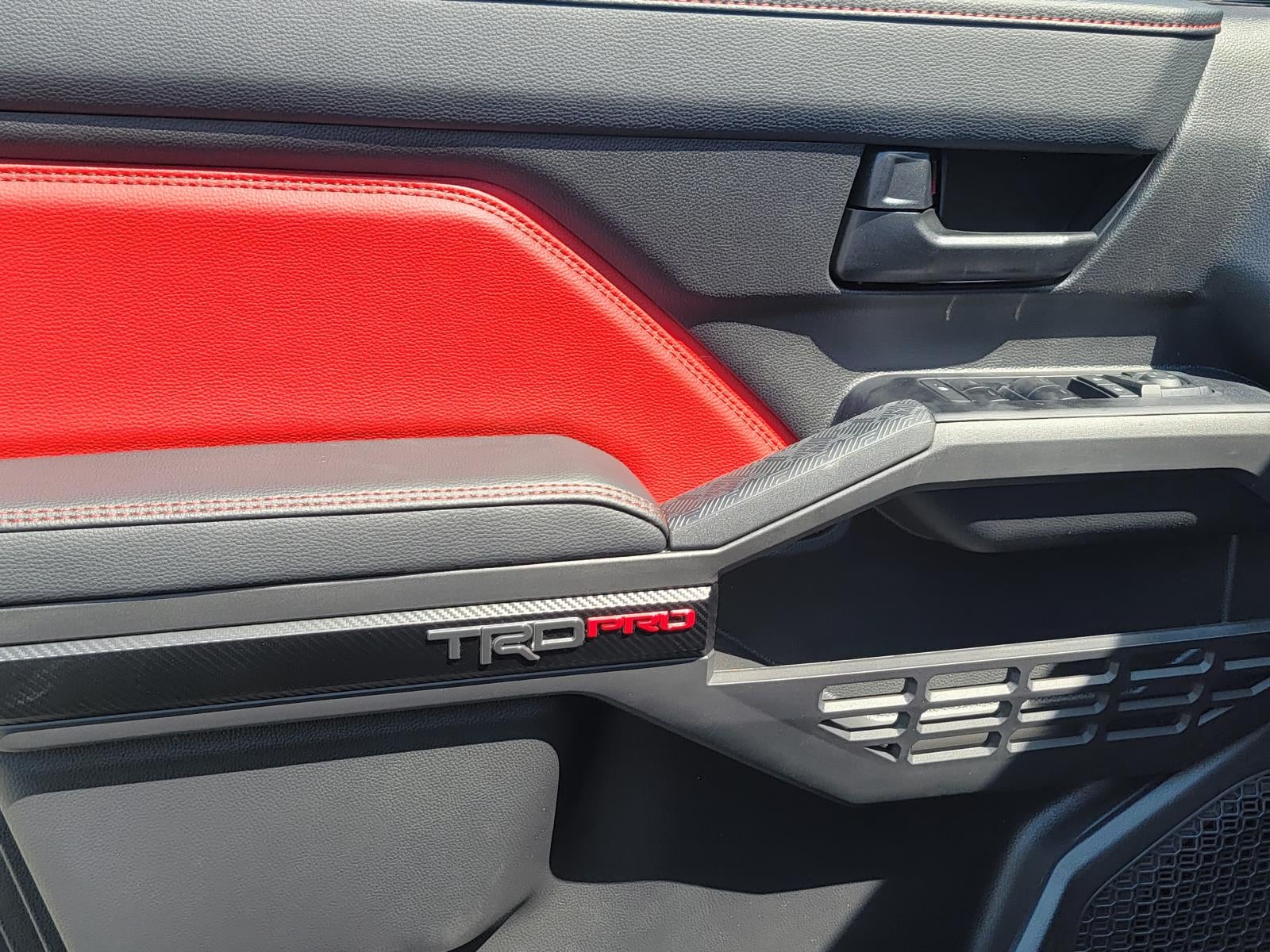 2026 Toyota Tacoma i-FORCE MAX Tacoma TRD Pro