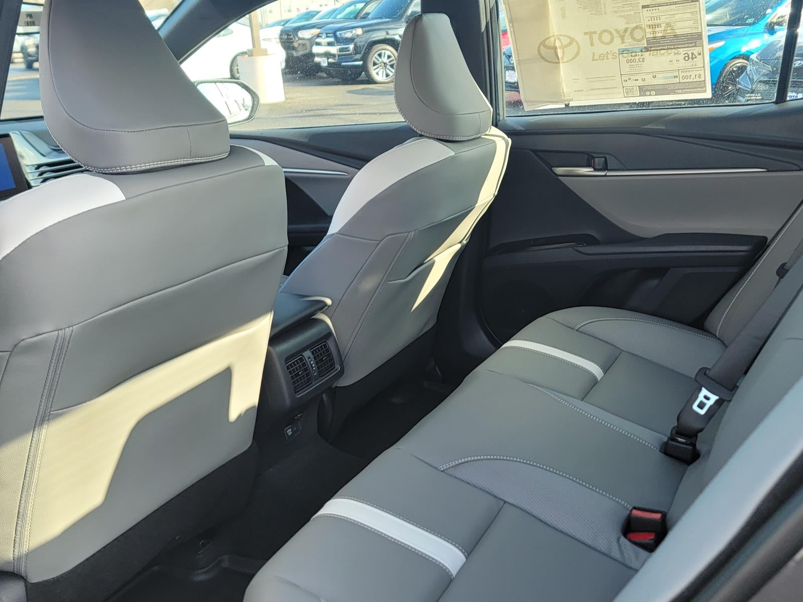 2026 Toyota Camry SE AWD