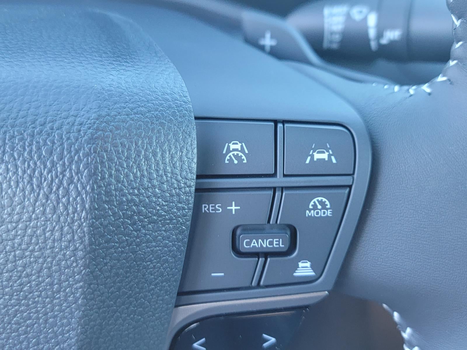 2026 Toyota Camry SE AWD