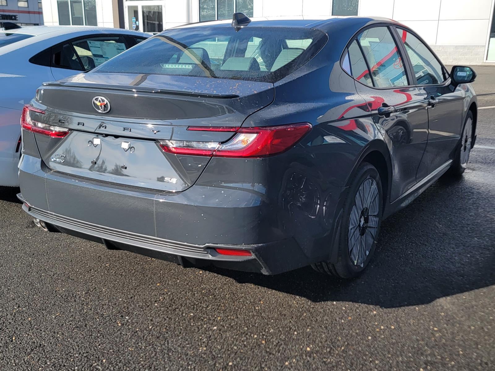 2026 Toyota Camry SE AWD