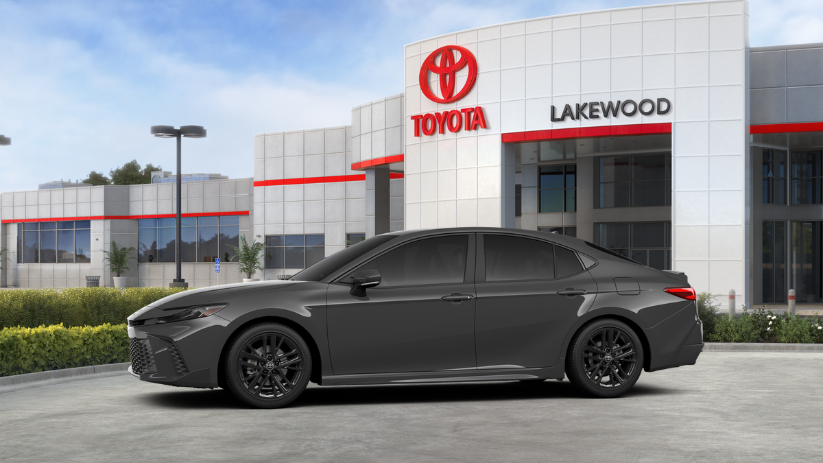2026 Toyota Camry SE AWD