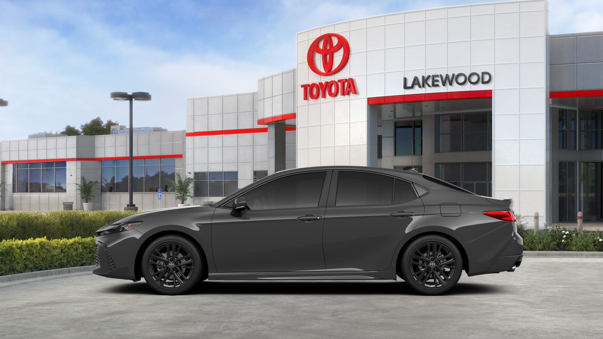 2026 Toyota Camry SE AWD