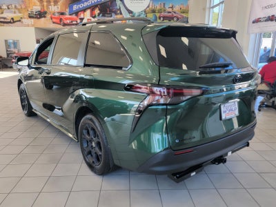 2026 Toyota Sienna Woodland Edition