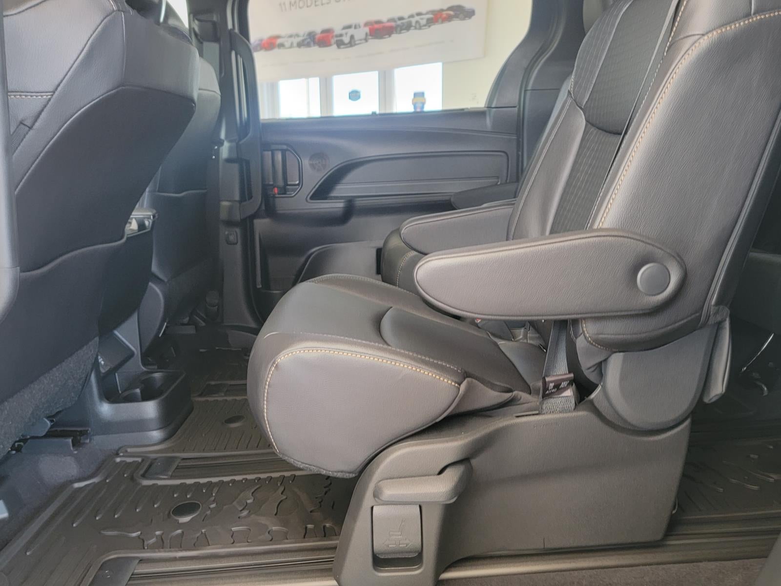 2026 Toyota Sienna Woodland Edition