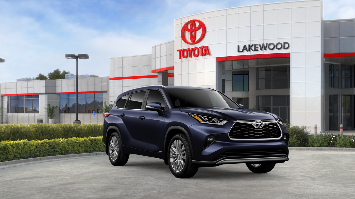 2026 Toyota Highlander Hybrid Platinum