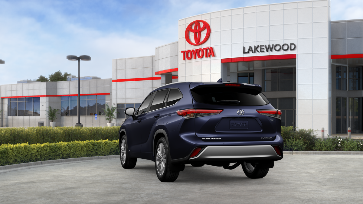 2026 Toyota Highlander Hybrid Platinum