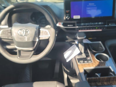 2026 Toyota Sienna Platinum