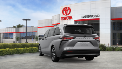 2026 Toyota Sienna Platinum