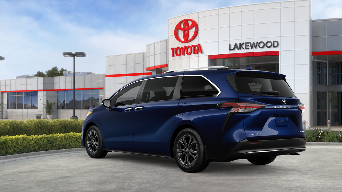 2026 Toyota Sienna Platinum