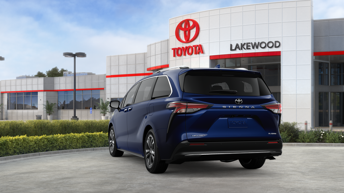 2026 Toyota Sienna Platinum