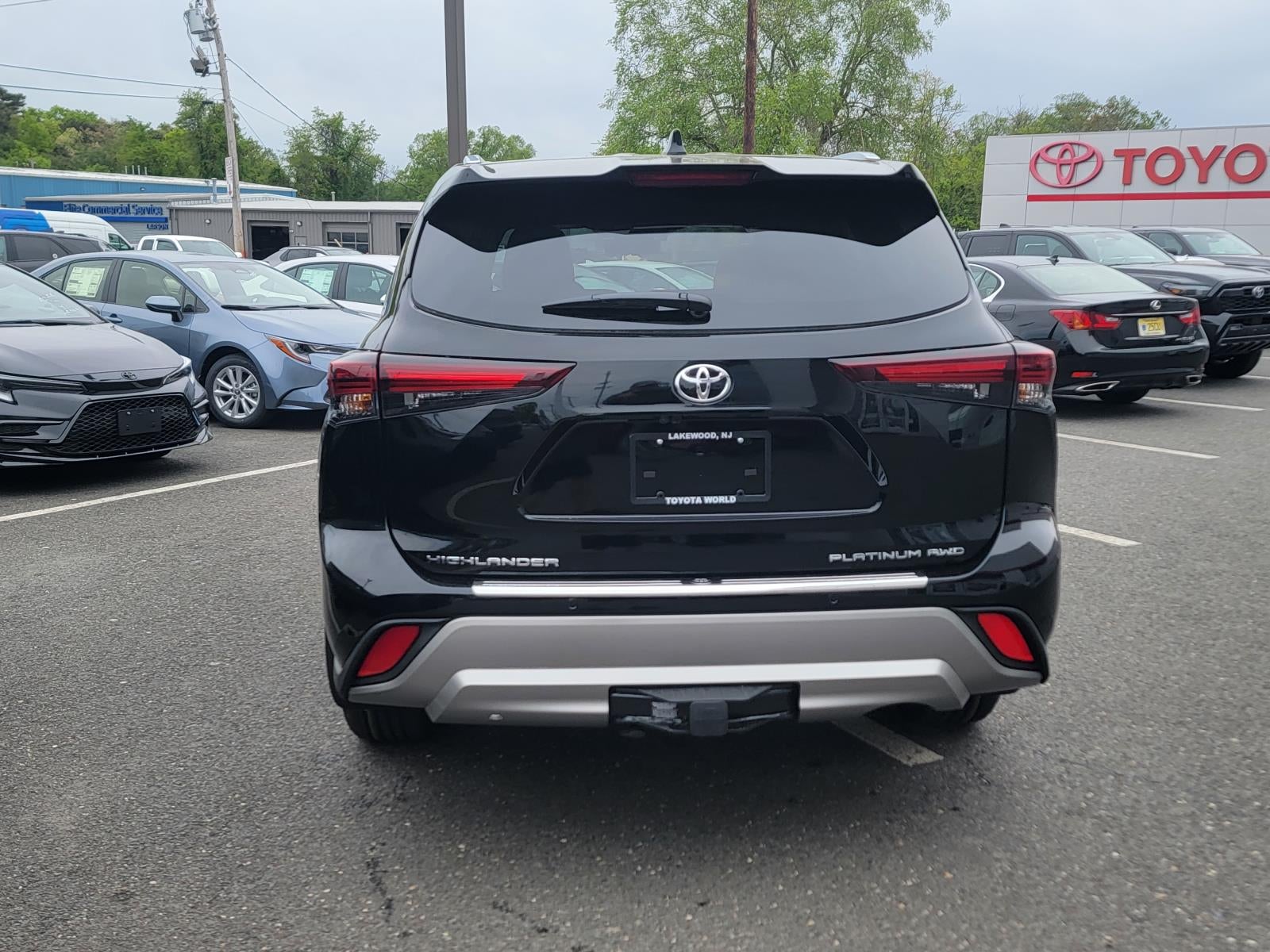 2026 Toyota Highlander Platinum
