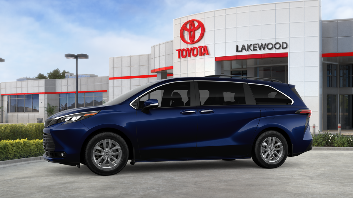 2026 Toyota Sienna XLE