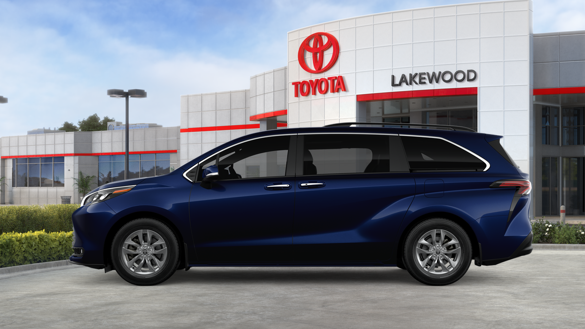 2026 Toyota Sienna XLE