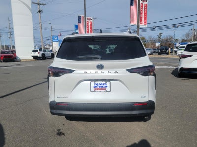 2026 Toyota Sienna XLE