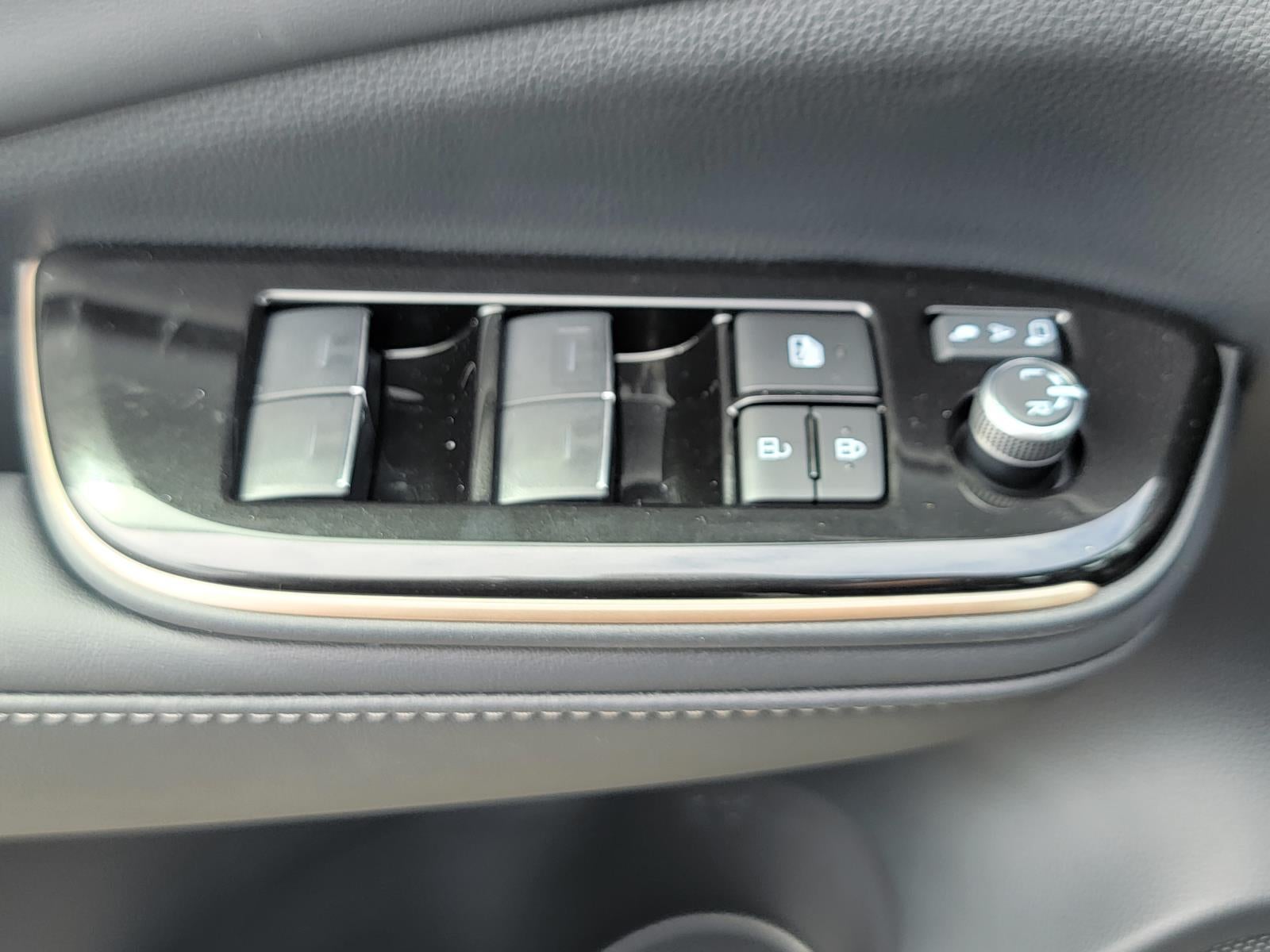 2026 Toyota Toyota Crown XLE