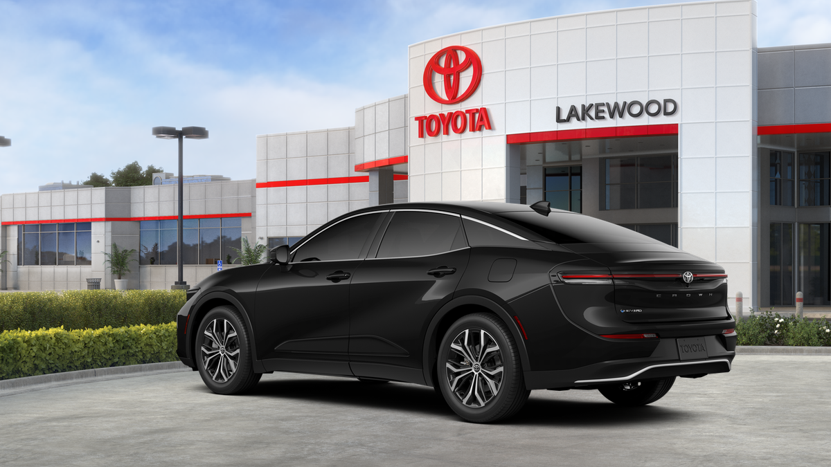 2026 Toyota Toyota Crown XLE