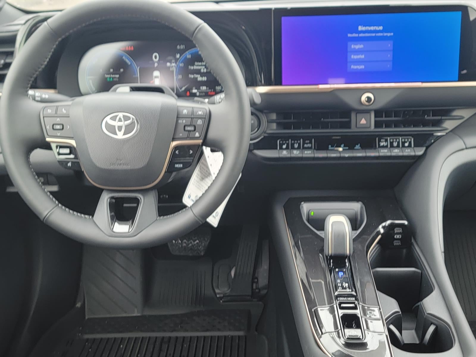 2025 Toyota Toyota Crown Signia Limited